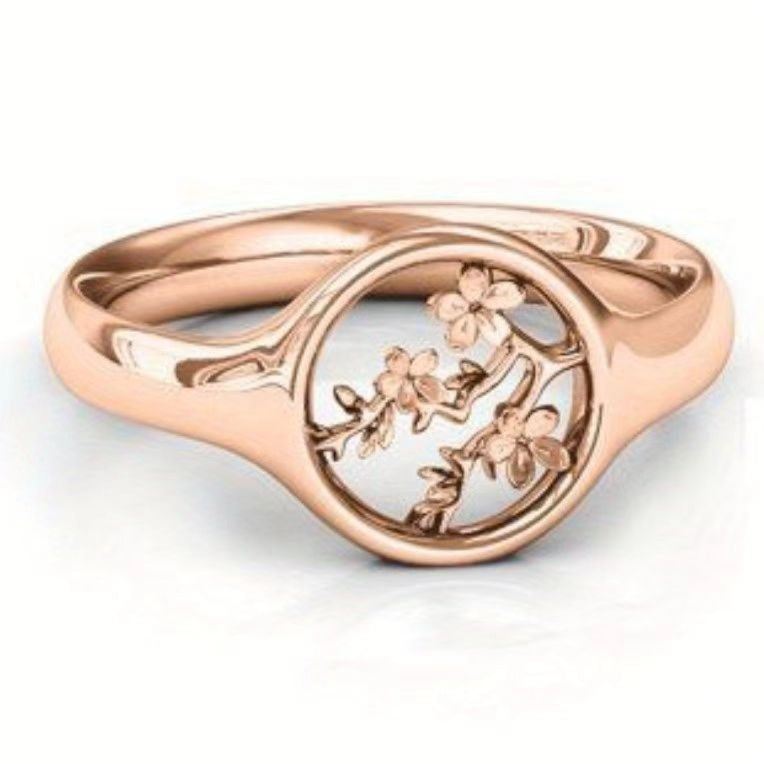 Feminine Flower Fashion Openwork Engraved Ring