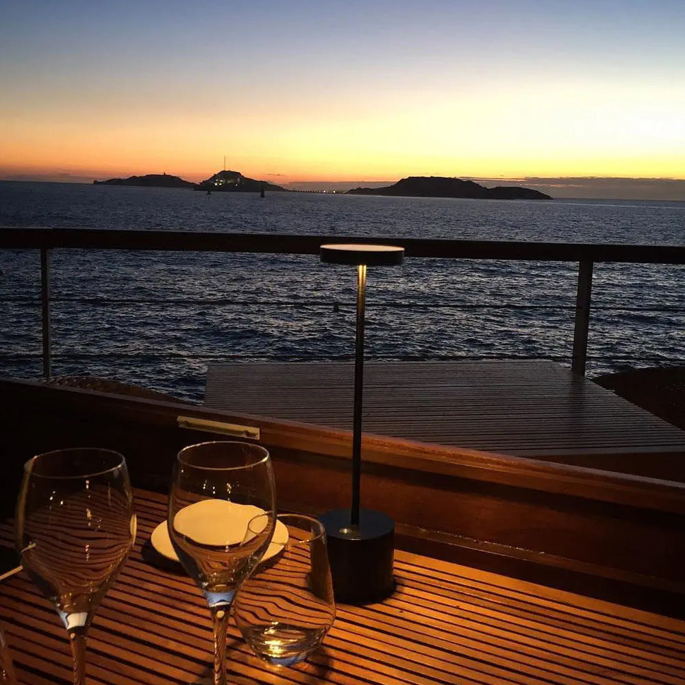 Creative Outdoor Usb Charging Table Lamp