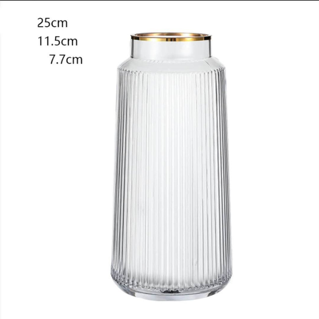 Light Luxury Retro Vertical Stripe Glass Vase With Gold Flower Arrangement