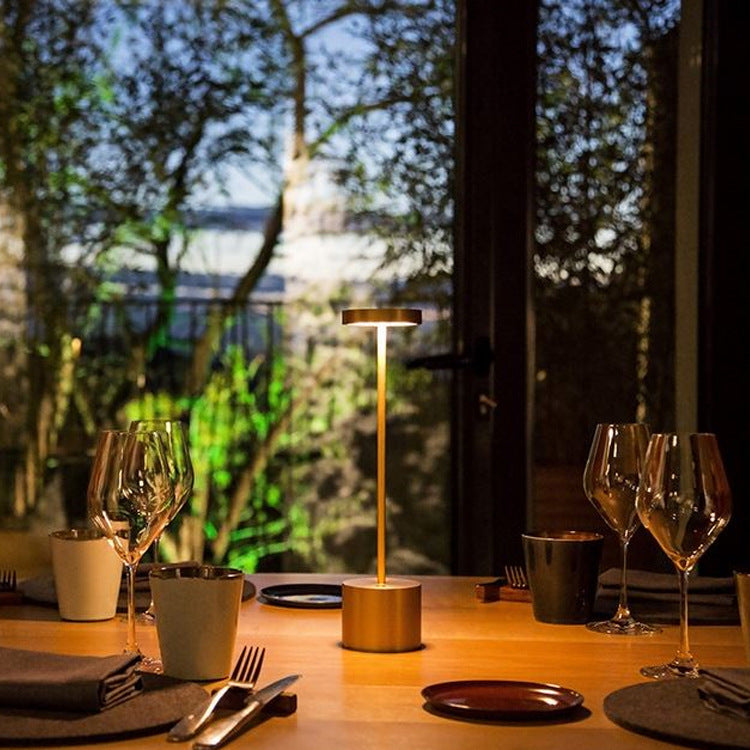 Creative Outdoor Usb Charging Table Lamp