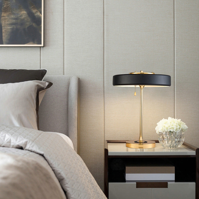 Modern Minimalist Table Lamp Bedroom Study Art Fashion Bedside Lamp