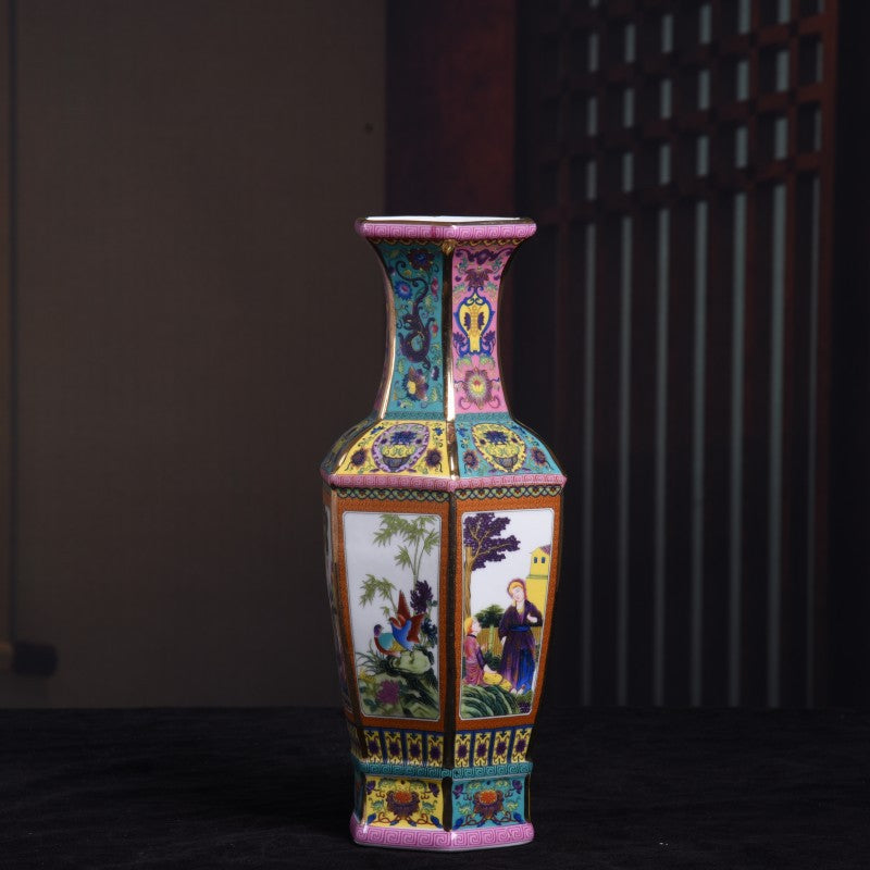 Jingdezhen Ceramic Qianlong Gold Vase