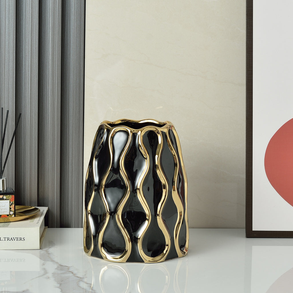 Simple Modern Black And White Gold Plated Ceramic Vase