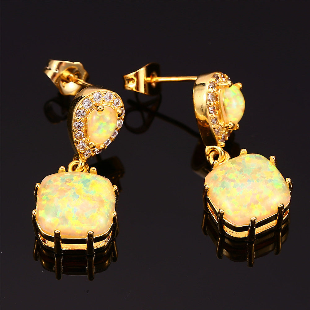 Light Luxury Gold Water Drop Earrings