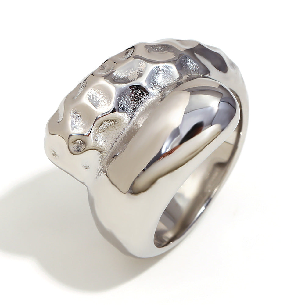 Stainless Steel 18K Gold Plating Bread Love Beating Pattern Signet Ring