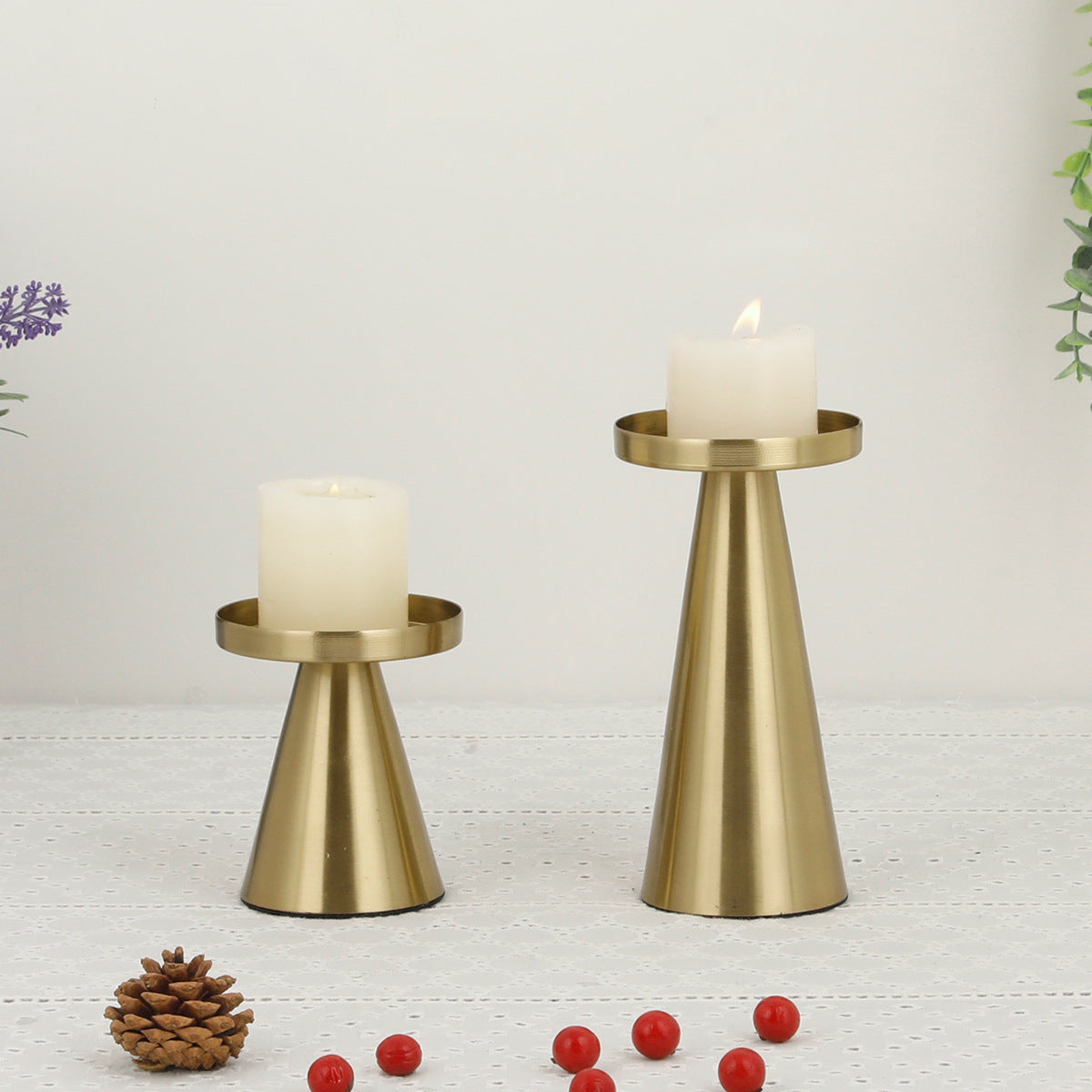 Home Antique Bronze Color Vintage Candle Holder Ornament